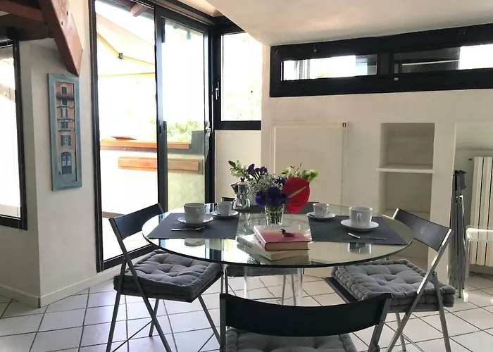 Mansarda Luminosa In Centro Sul Mare - Attic By Sea Apartament *