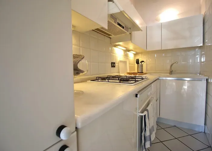 Mansarda Luminosa In Centro Sul Mare - Attic By Sea Apartament San Remo