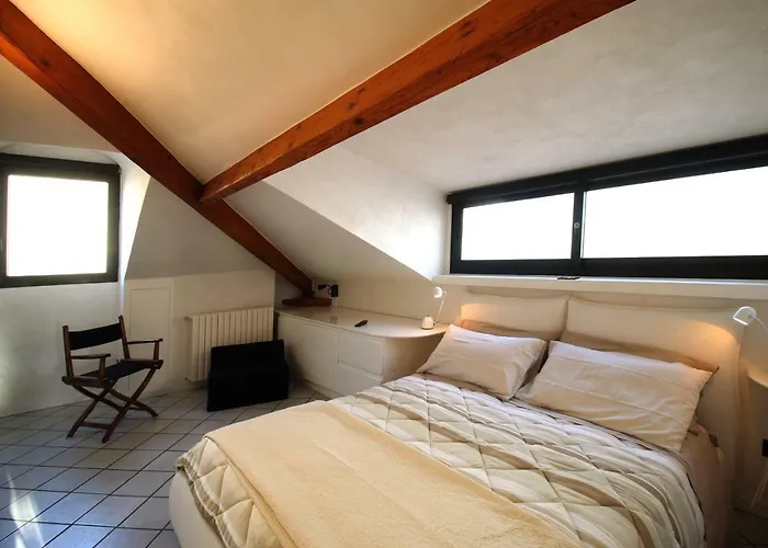 Mansarda Luminosa In Centro Sul Mare - Attic By Sea