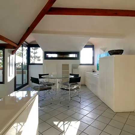 Appartamento Mansarda Luminosa In Centro Sul Mare - Attic By Sea *