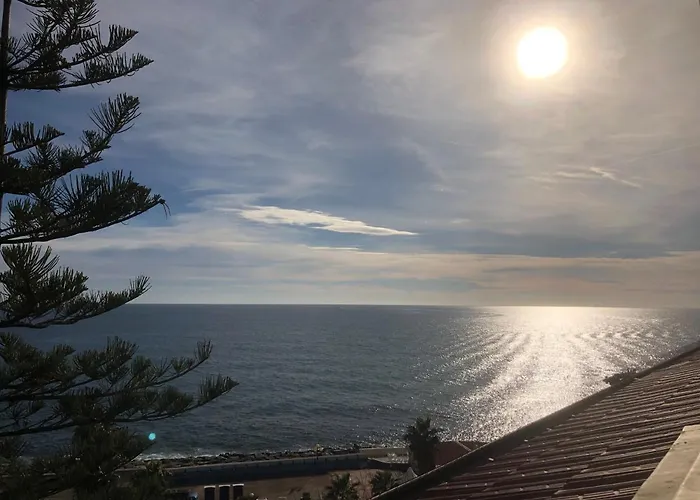 Mansarda Luminosa In Centro Sul Mare - Attic By Sea Apartamento Sanremo